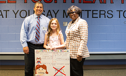 News 2023 Kids Safe Online poster contest